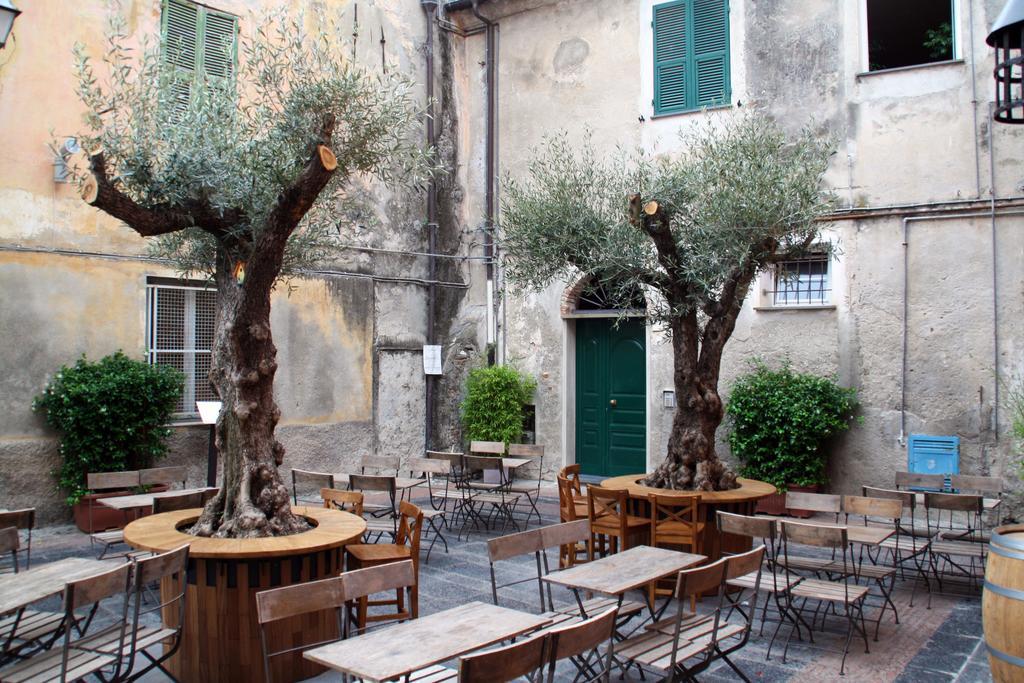 La Dimora Del Conte Bracco B. Hotel Albenga Exterior photo