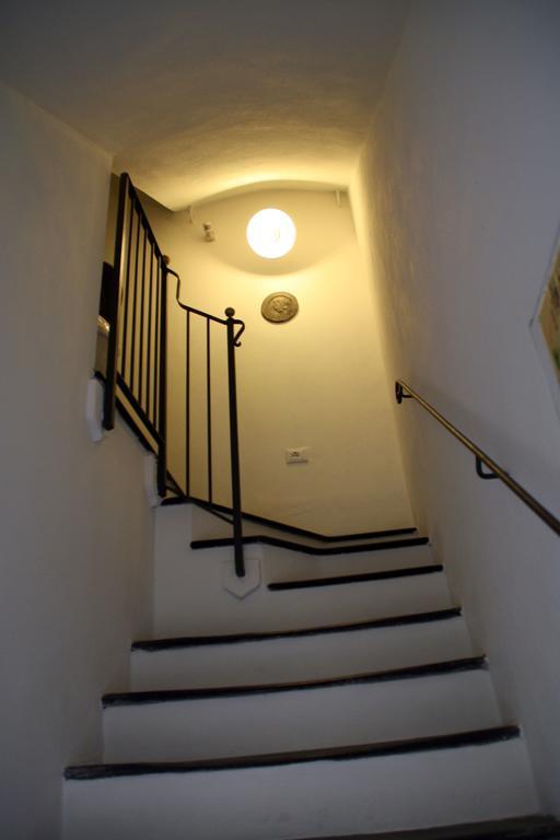 La Dimora Del Conte Bracco B. Hotel Albenga Exterior photo