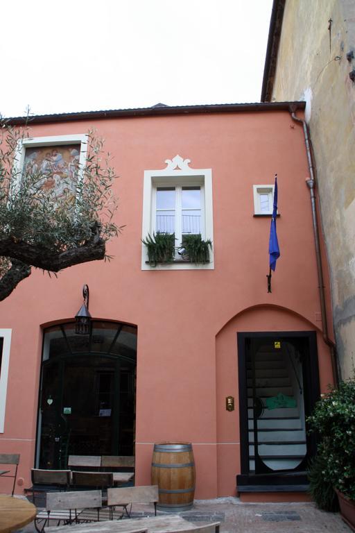 La Dimora Del Conte Bracco B. Hotel Albenga Exterior photo